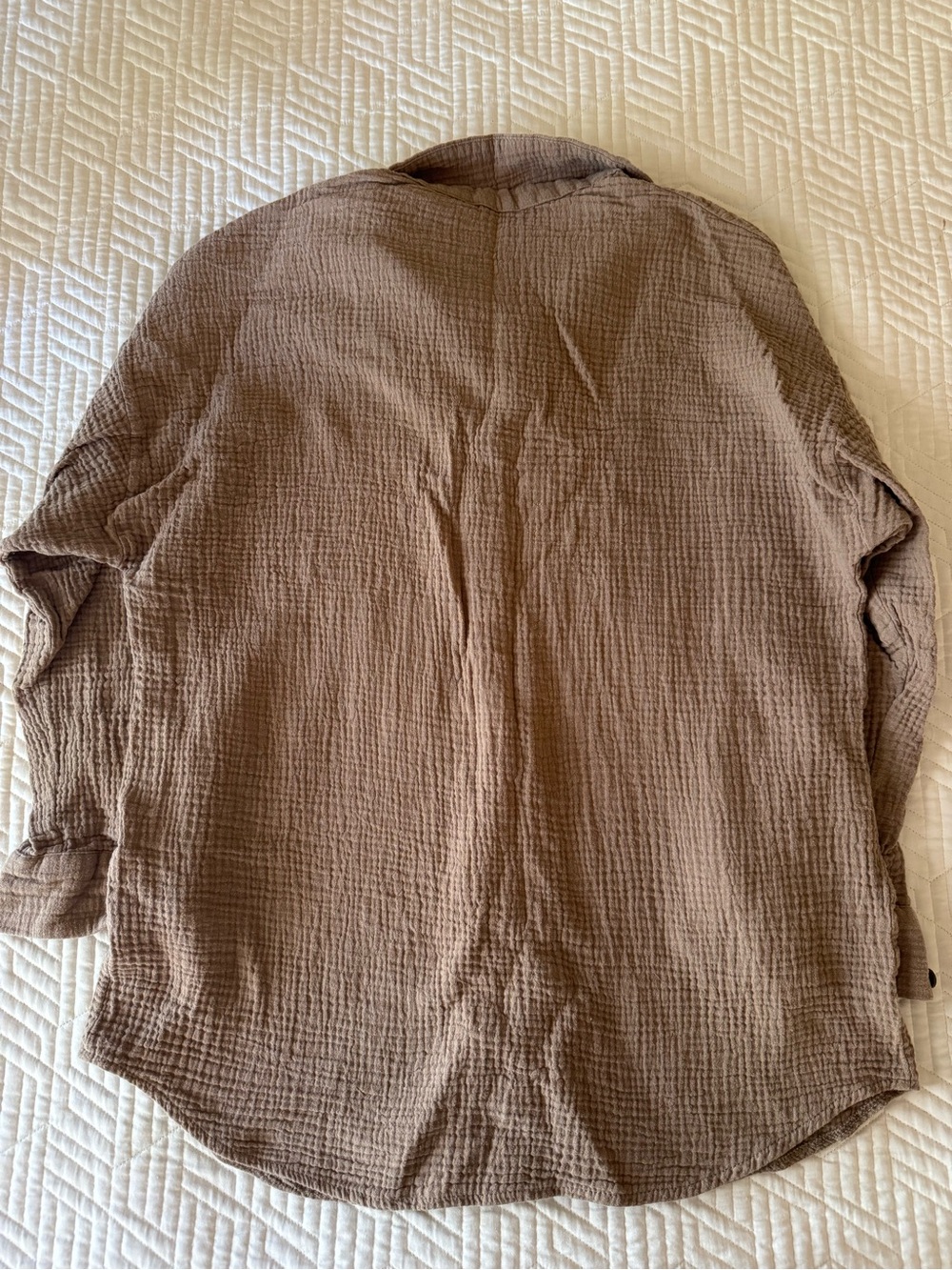 100% cotton Muslin Shirt in Taupe - Picture 6 of 6